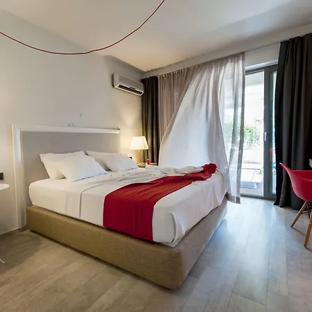 Отель Arinnanda 3*