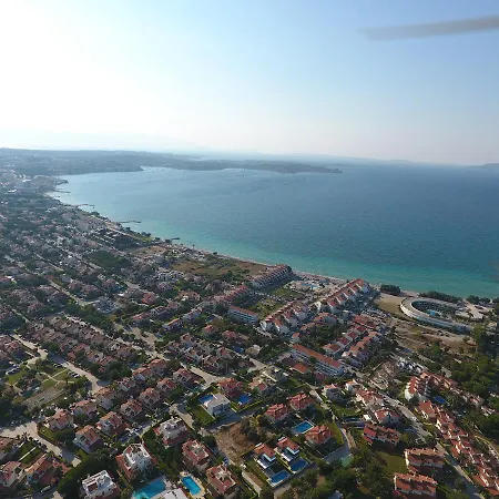 Arinnanda Готель