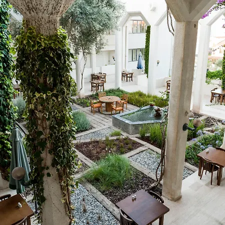 切什梅阿里南达酒店 酒店 Çeşme