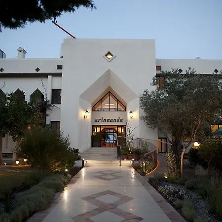 Hotel Arinnanda