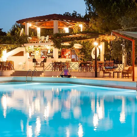 Hotel Arinnanda 3*