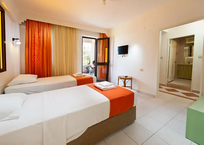 Ξενοδοχείο Arinnanda 3*