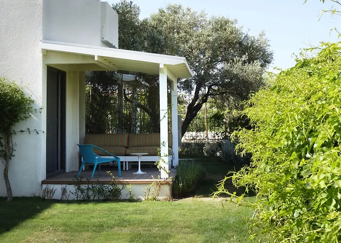 Ξενοδοχείο Arinnanda 3*