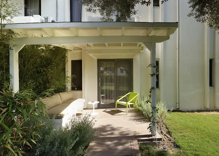 Ξενοδοχείο Arinnanda 3*